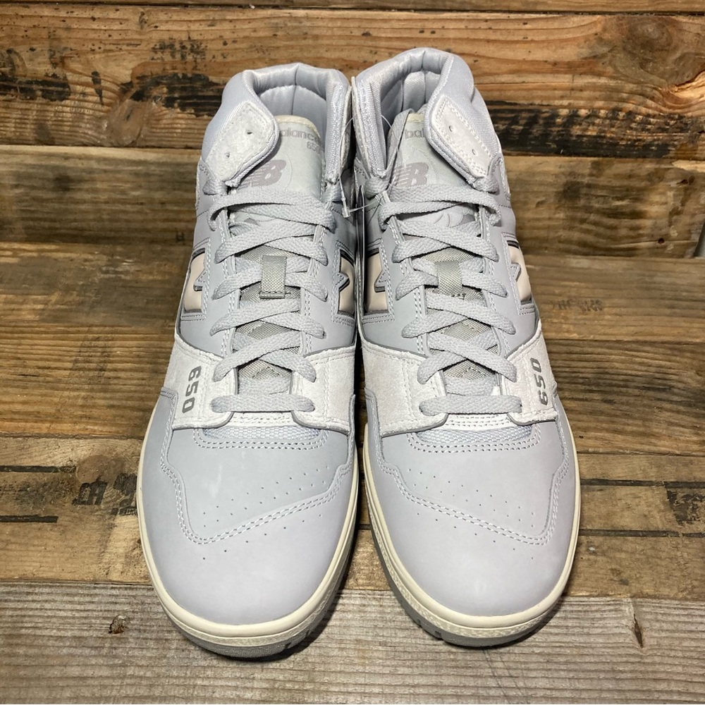 New Balance Men’s 650 Basketball Shoe BB650RGG Grey White sz 11.5,12,13 - Picture 3 of 8